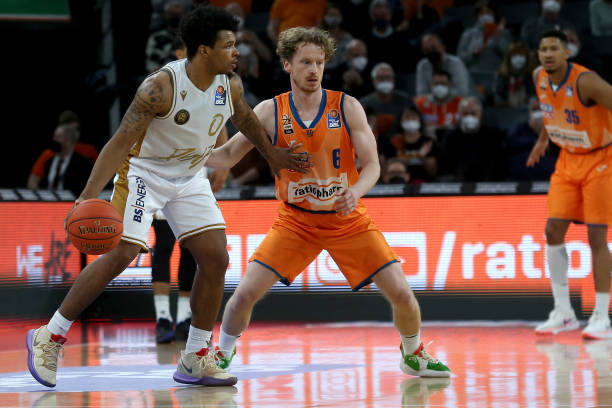 呈现王曼昱 呈现王曼昱